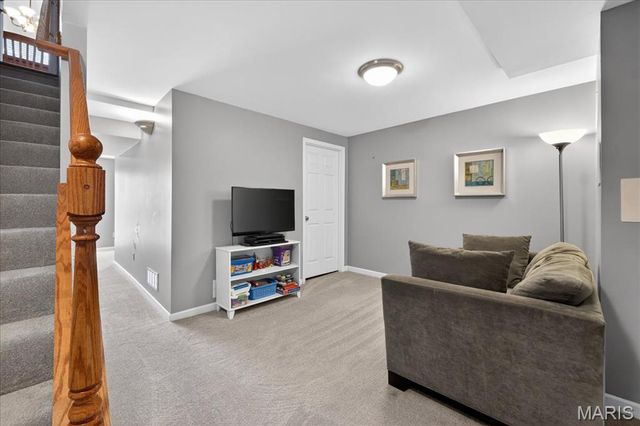 16403 Prestwick Place Lane, Wildwood, MO 63011