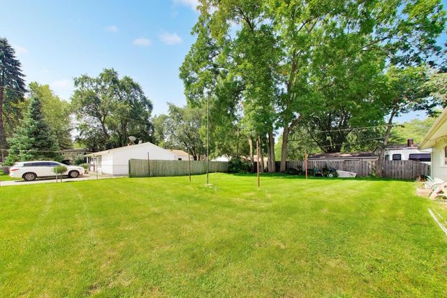 18559 W Karen Lane, Gurnee, IL 60031
