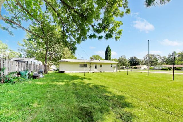 18559 W Karen Lane, Gurnee, IL 60031