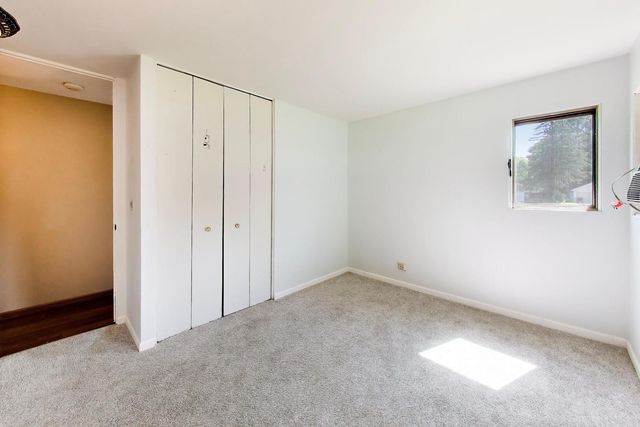 18559 W Karen Lane, Gurnee, IL 60031