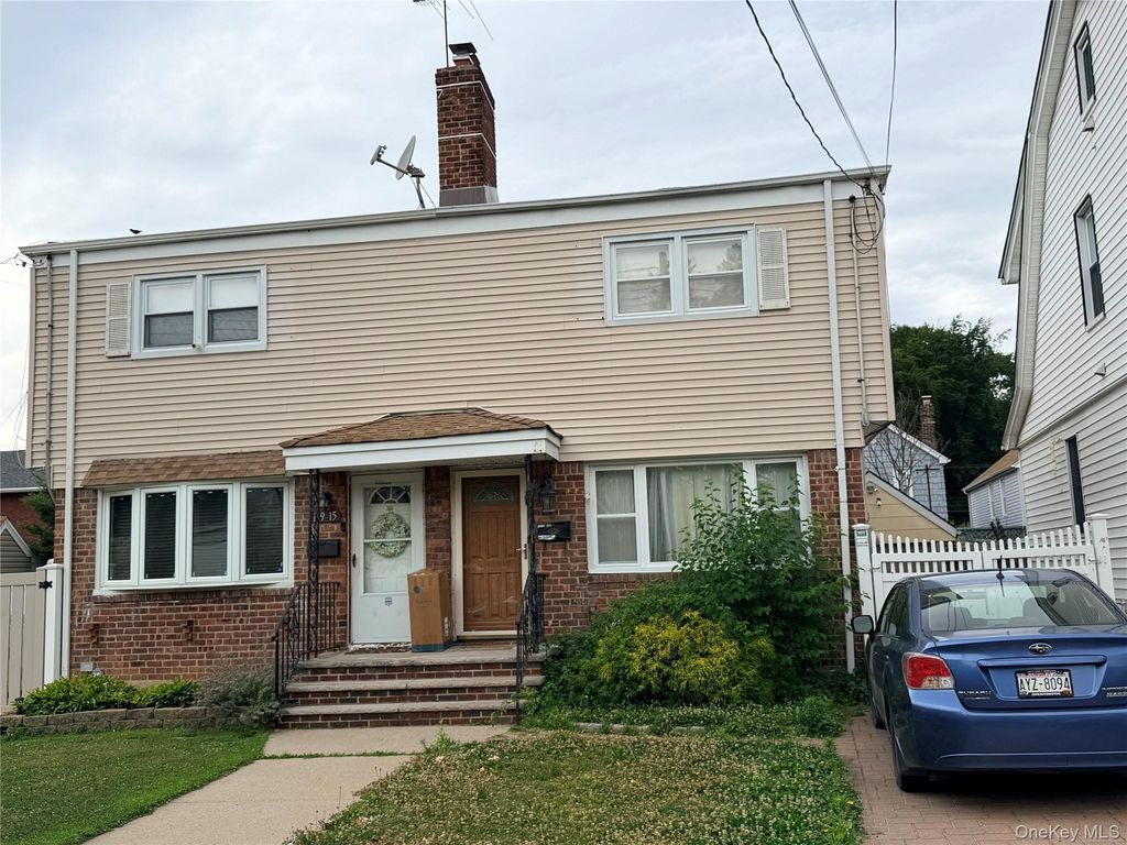 11917 6th Avenue, College Point, NY 11356