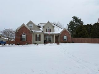 215 S Washington Street, Huntingburg, IN 47542