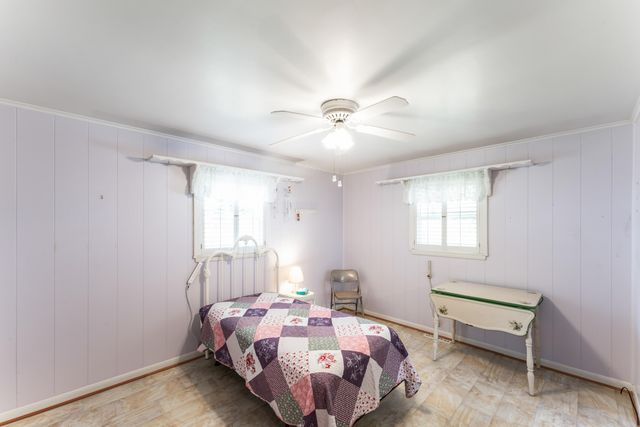 1719 N Pine Street, Nixa, MO 65714