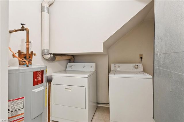 1692 Monterry PL, Newport News, VA 23608