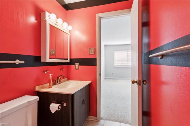1692 Monterry PL, Newport News, VA 23608