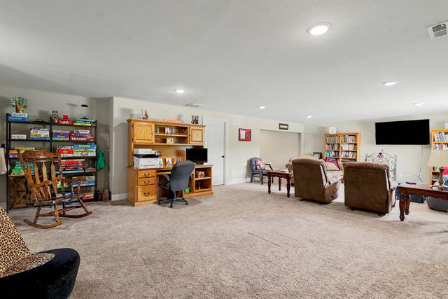 1615 N Obsidian St, Wichita, KS 67235