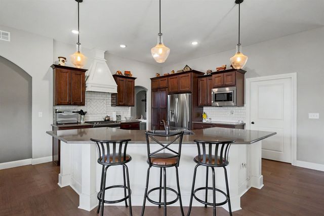 1615 N Obsidian St, Wichita, KS 67235