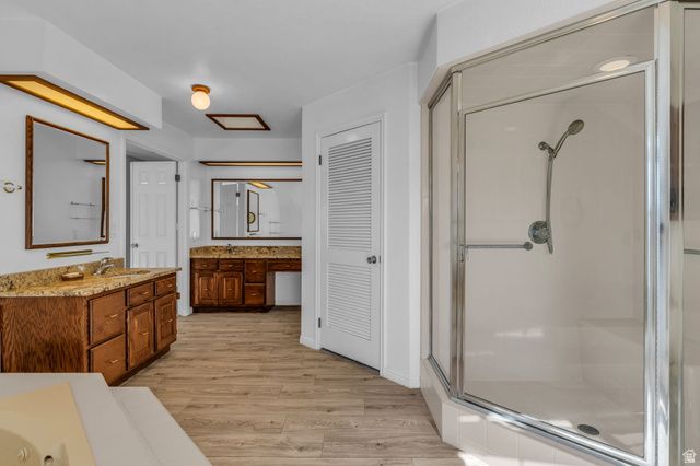 517 E HOLSTEIN WAY, Murray, UT 84107