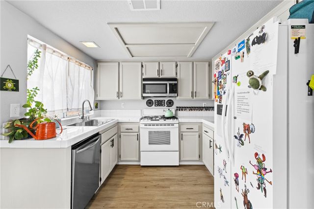 26484 Trancas Court, Menifee, CA 92586