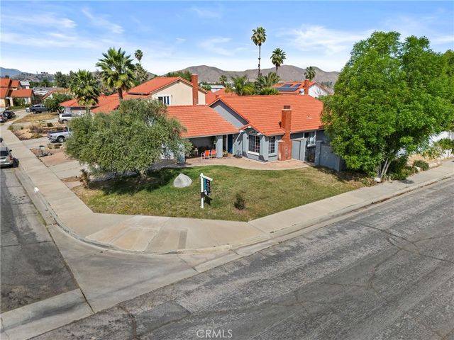 26484 Trancas Court, Menifee, CA 92586