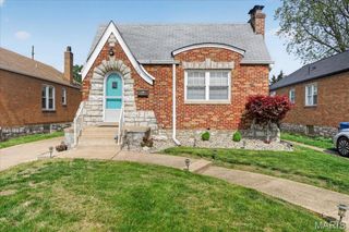 705 Bellavilla Drive, Bella Villa, MO 63125