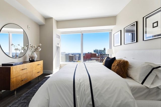 110 Stuart Street 18H, Boston, MA 02116