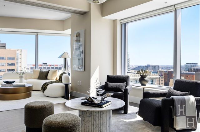110 Stuart Street 18H, Boston, MA 02116
