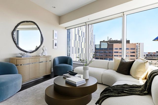110 Stuart Street 18H, Boston, MA 02116