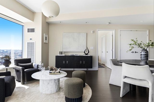 110 Stuart Street 18H, Boston, MA 02116