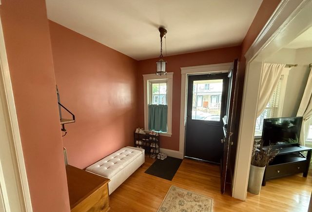 18 Benton Rd 1, Medford, MA 02155