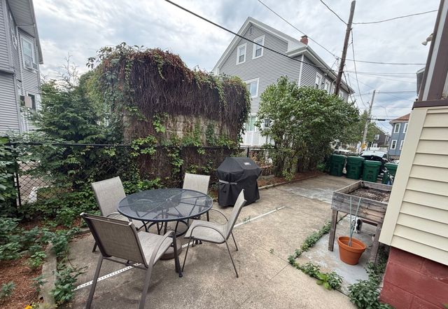 18 Benton Rd 1, Medford, MA 02155