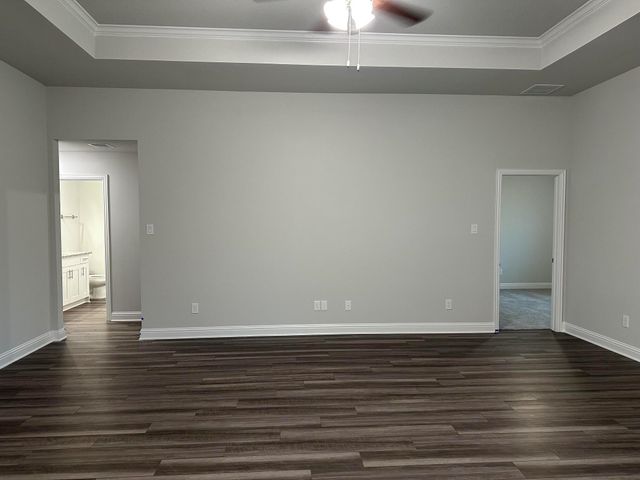10 Gemstone Court, Angleton, TX 77515