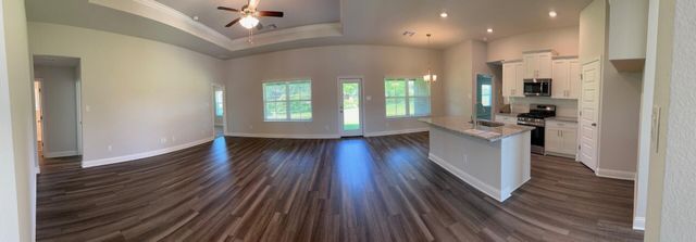 10 Gemstone Court, Angleton, TX 77515