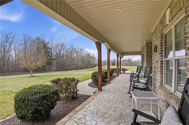 203 Bobcat Road, Summerfield, NC 27358