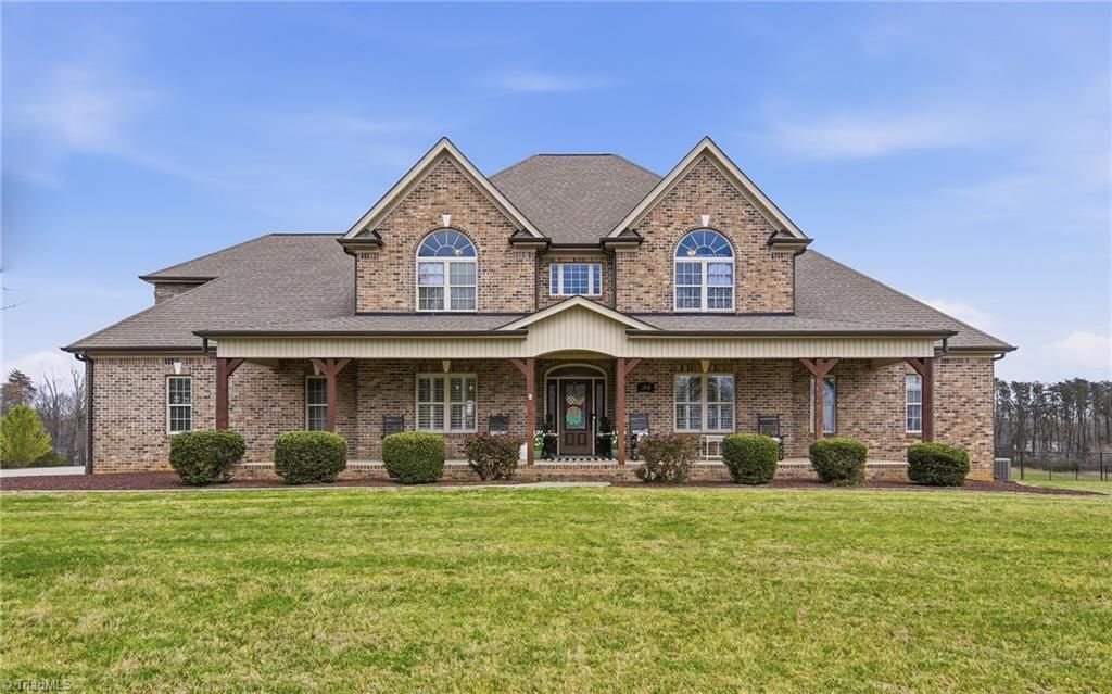 203 Bobcat Road, Summerfield, NC 27358