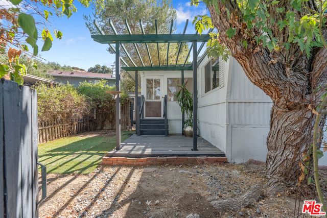 1667 Las Virgenes Canyon Road 9, Calabasas, CA 91302