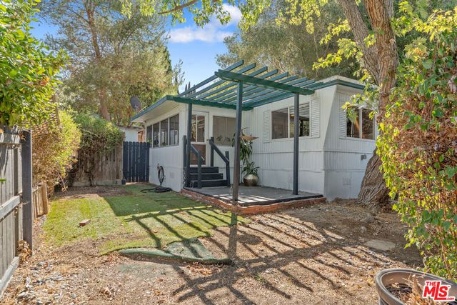 1667 Las Virgenes Canyon Road 9, Calabasas, CA 91302