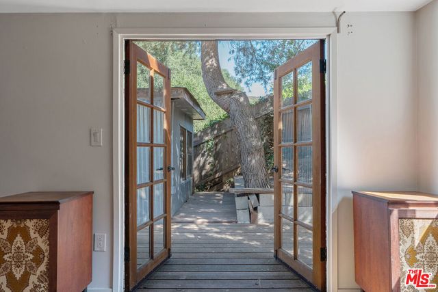 1667 Las Virgenes Canyon Road 9, Calabasas, CA 91302