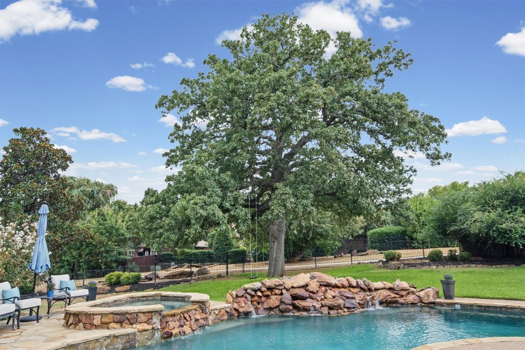 3917 Ashburton Way, Flower Mound, TX 75022 — photo 4