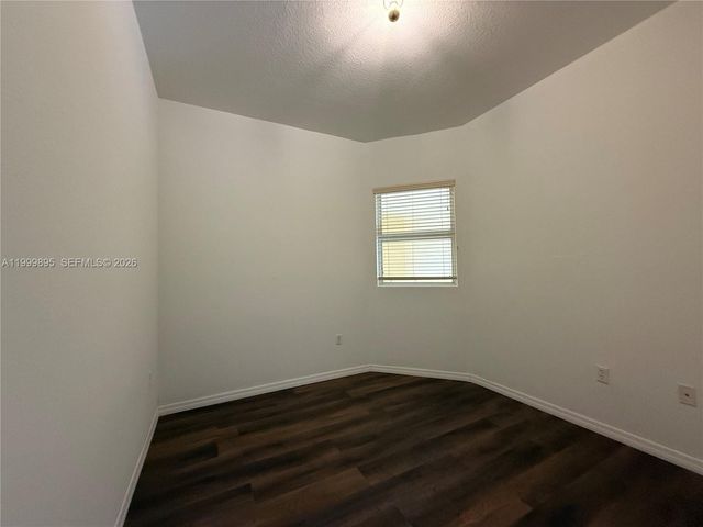 8800 NW 107th CT 219-10, Doral, FL 33178