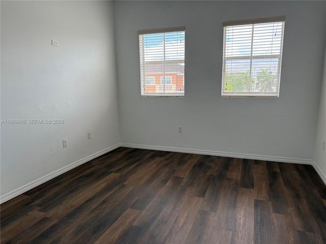 8800 NW 107th CT 219-10, Doral, FL 33178