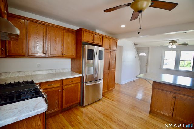 314 Knowlton Street, Stratford, CT 06615