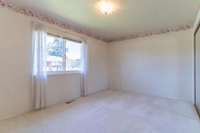 747 Ridgemark Drive, Hollister, CA 95023