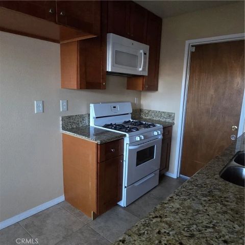 2046 Calle Diablo, Hemet, CA 92545