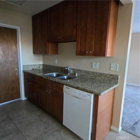 2046 Calle Diablo, Hemet, CA 92545