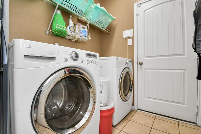 427 Heatherton Hill Drive, Rosenberg, TX 77469