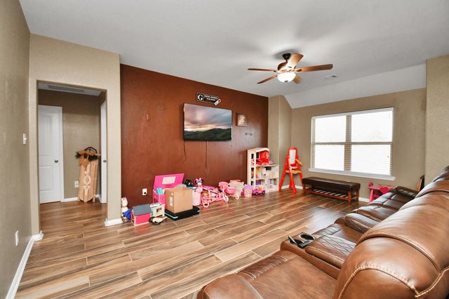 427 Heatherton Hill Drive, Rosenberg, TX 77469