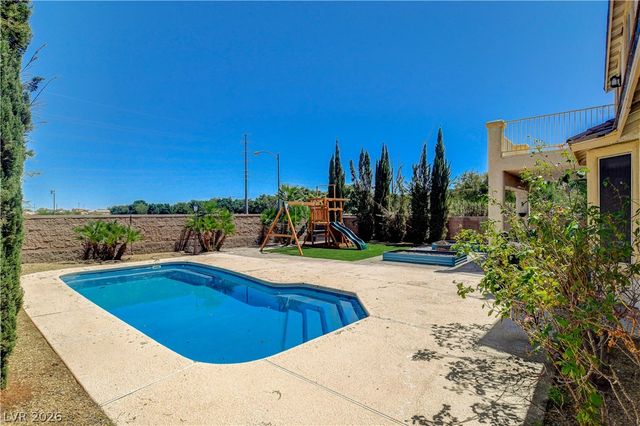 2324 Tedesca Drive, Henderson, NV 89052