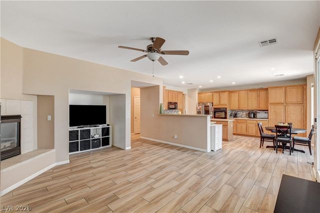 2324 Tedesca Drive, Henderson, NV 89052