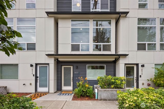 8517 7th Avenue S, Seattle, WA 98108