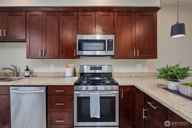 8517 7th Avenue S, Seattle, WA 98108