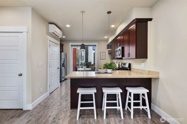 8517 7th Avenue S, Seattle, WA 98108