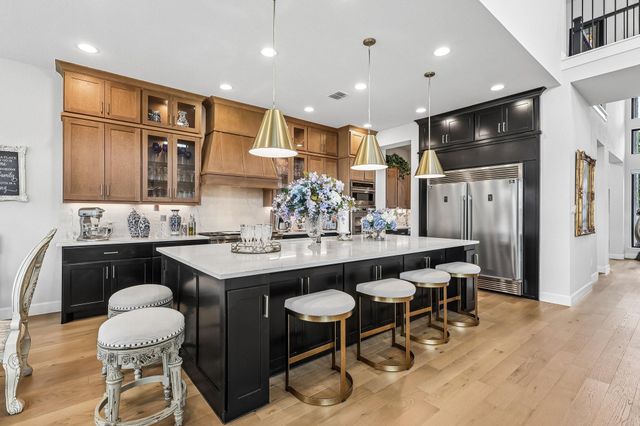 10007 Regal Mist Drive, Missouri City, TX 77459