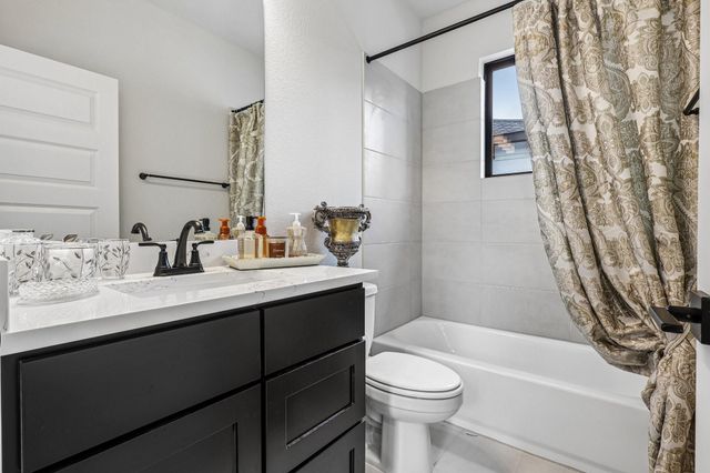 10007 Regal Mist Drive, Missouri City, TX 77459