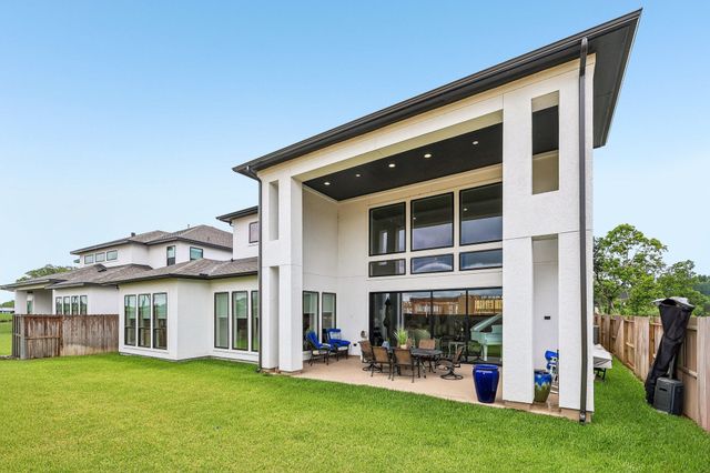 10007 Regal Mist Drive, Missouri City, TX 77459