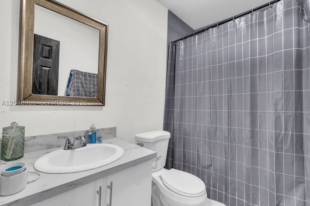 14404 SW 105th Ct, Miami, FL 33176