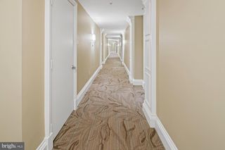 8220 CRESTWOOD HEIGHTS DR #1215, Mclean, VA 22102