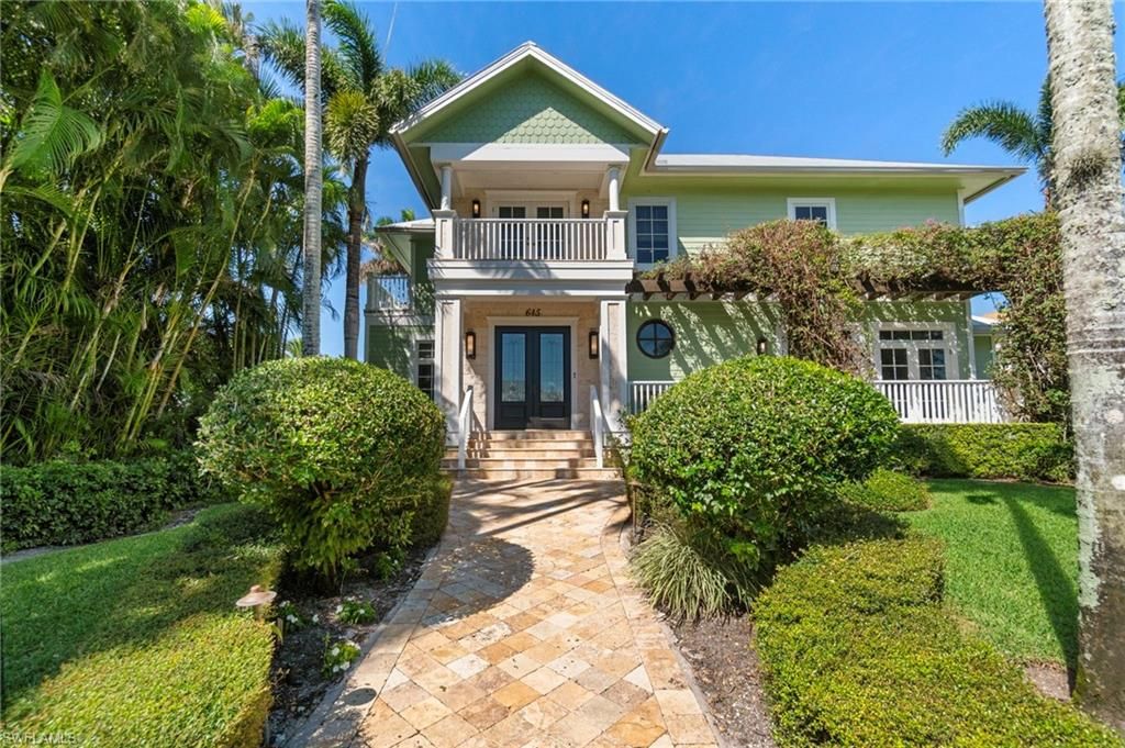 645 Broad AVE S, NAPLES, FL 34102 — photo 3