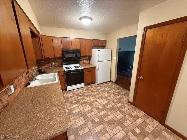 980 Killinger Road, Clinton, OH 44216
