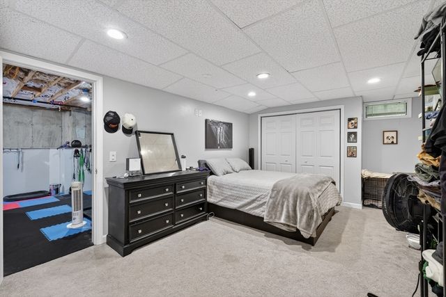 59 Arabian Dr, Taunton, MA 02780